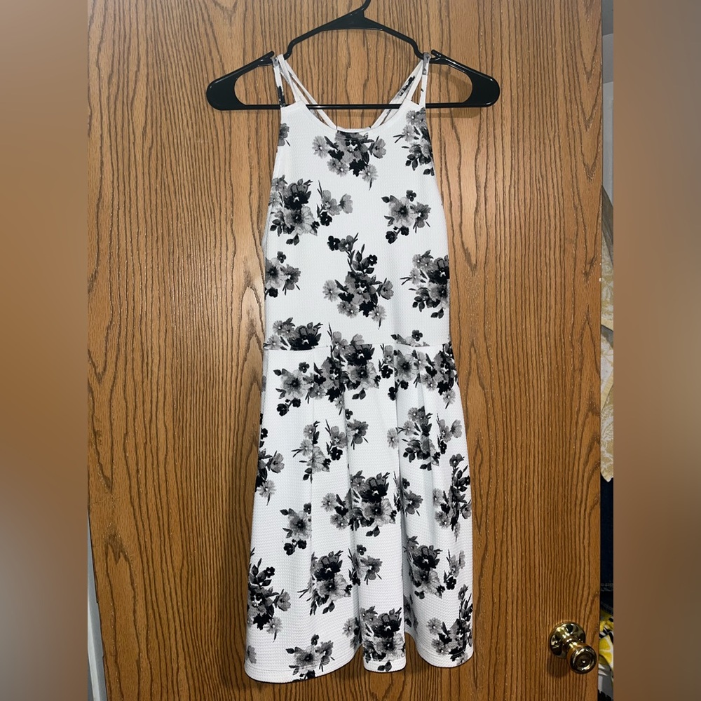 Dress with pockets